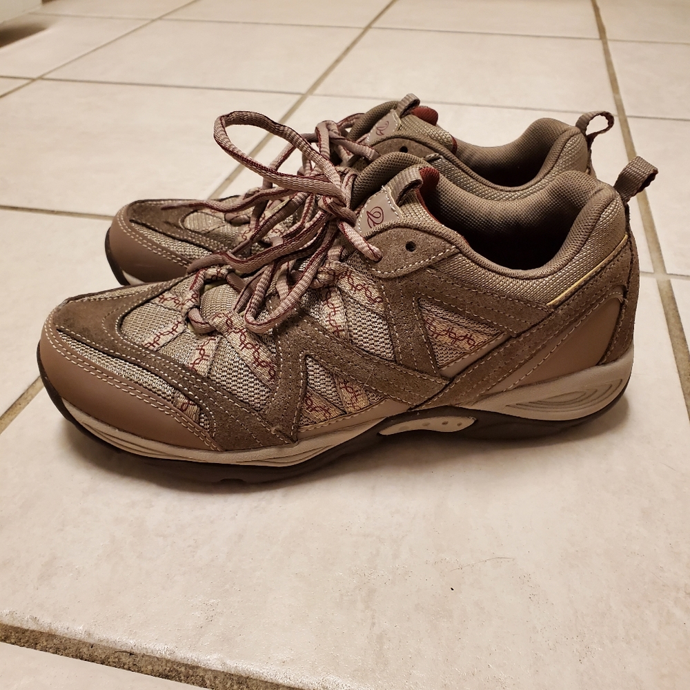 EASY SPIRIT,women  tennis  sz 8w
